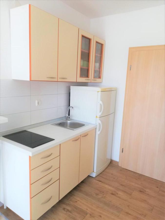 Apartments Janja Murter Bagian luar foto