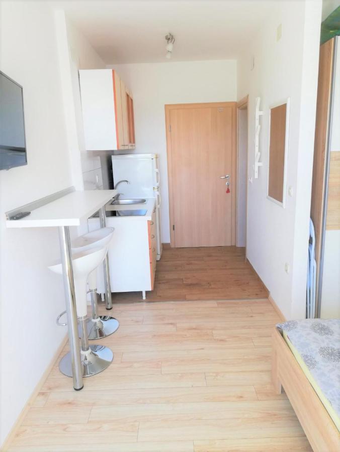 Apartments Janja Murter Bagian luar foto