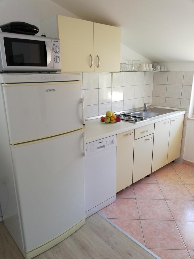 Apartments Janja Murter Bagian luar foto